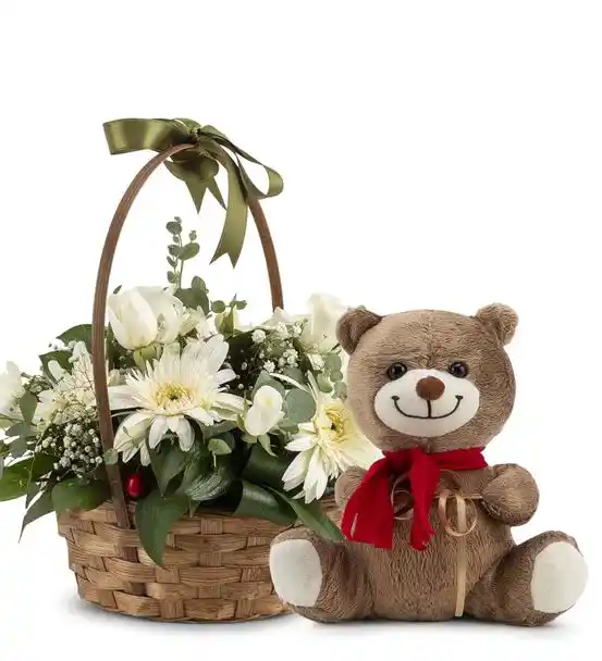 Beyaz Sevgi Ayıcıklı Çiçek Sepeti