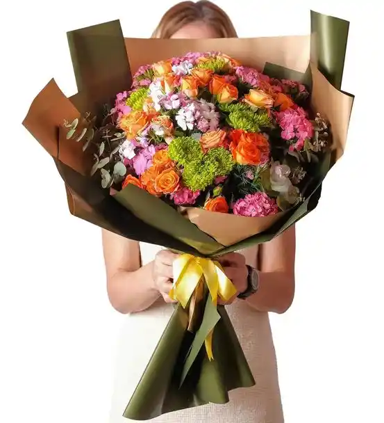 Renklerin Büyüsü Çiçekler Etkileyici Enerji Buketi