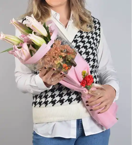 Elegant Lilies Bouquet